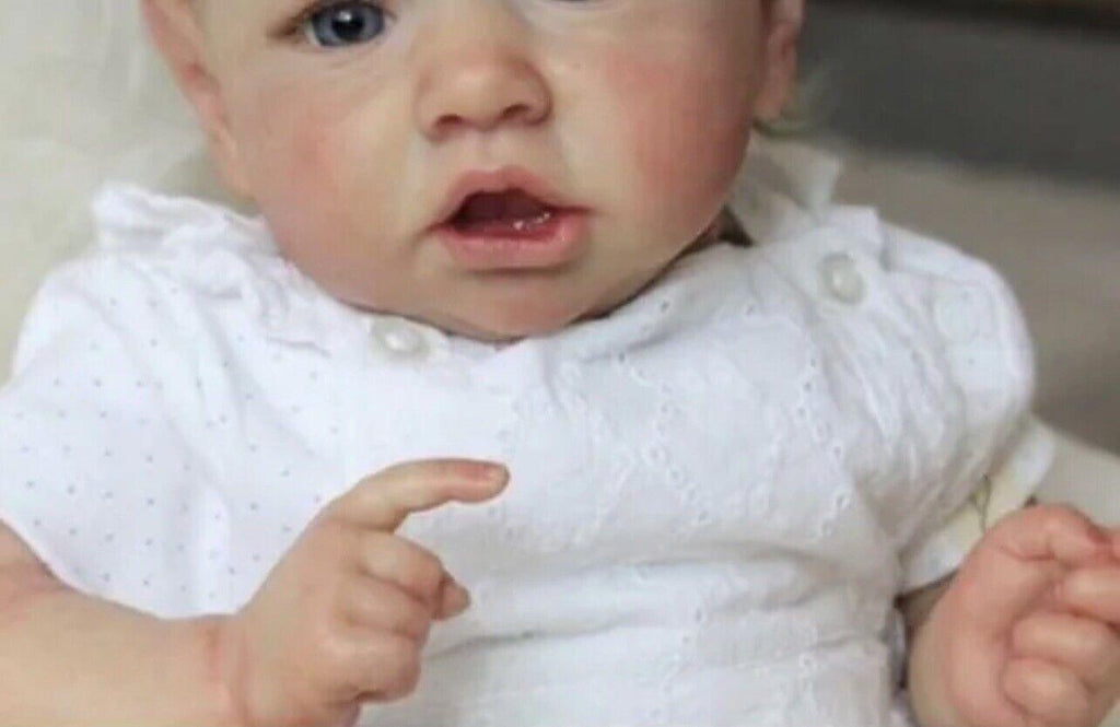 22" Lifelike SOFT Vinyl Reborn Baby Doll Newborn Toddler Gift Silicone. NEW