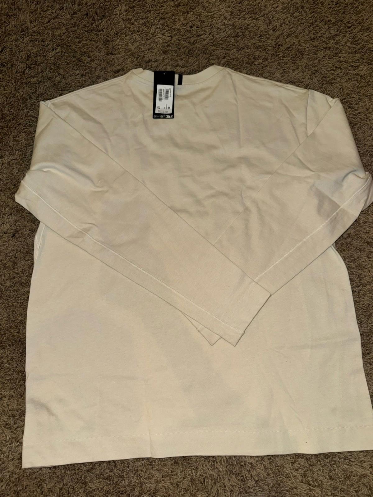 NEW Oakley Outdoor long-sleeve tee In mist color XL. MSRP $50 NWT