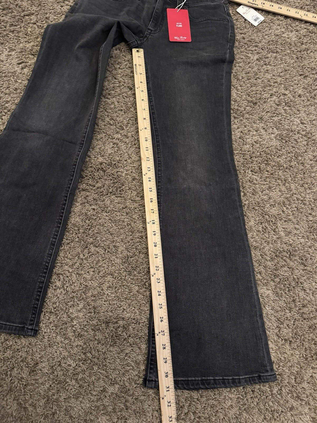 NEW  Lucky Brand Low Rise Flare jeans in a Phantom wash, size 4/27 R NWT
