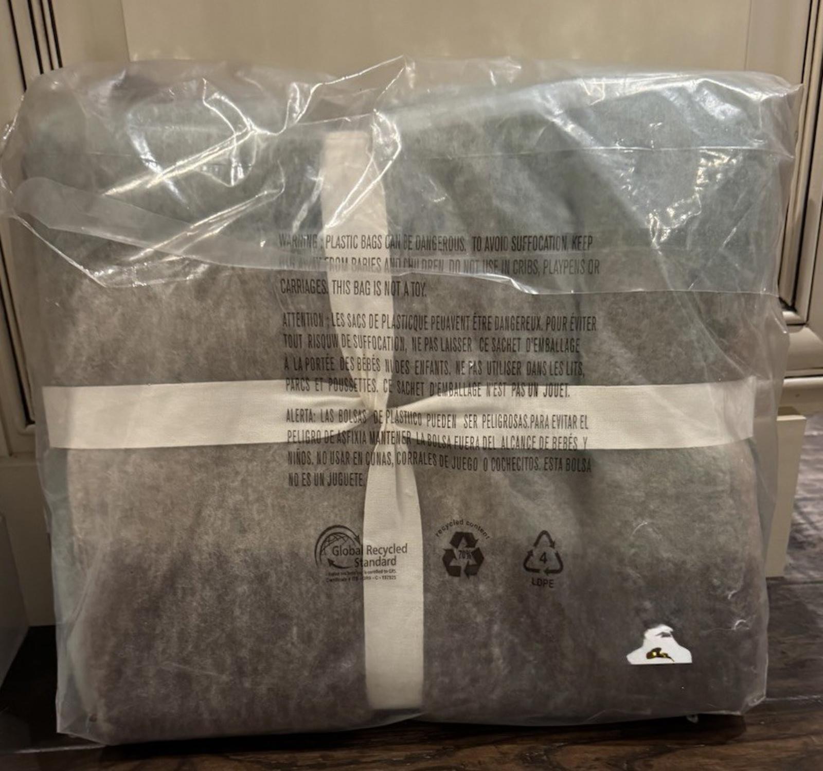 NEW West Elm Faux Mohair Framed Ombre Throw Blanket, 50 x 60 in Bordeaux