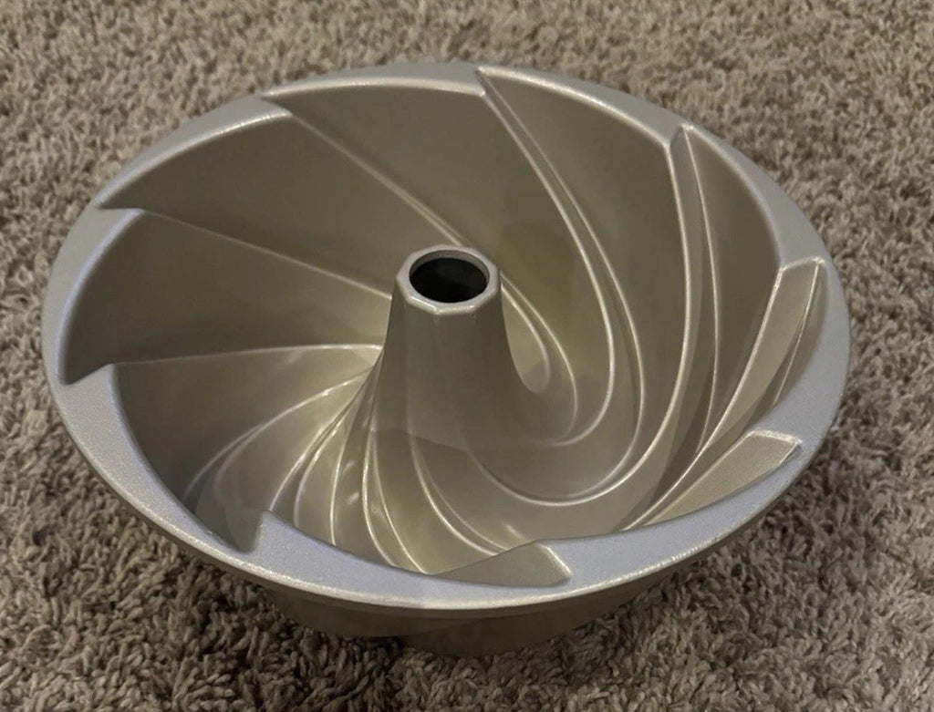 NEW Nordic Ware Heritage Bundt Pan Nonstick Cast Aluminum from Williams Sonoma