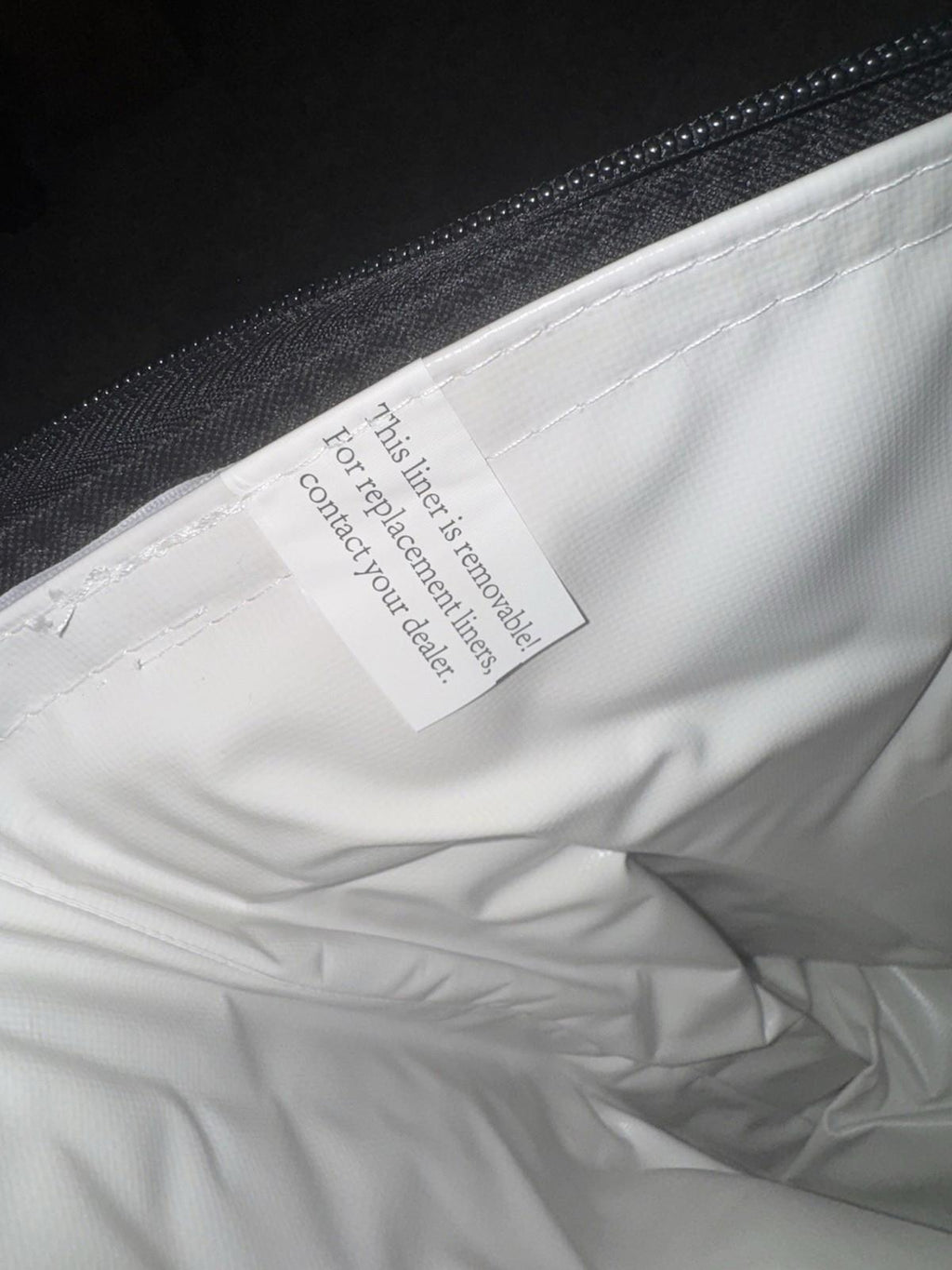 ONIVA Tarana Cooler Bag Tote Black NWOT