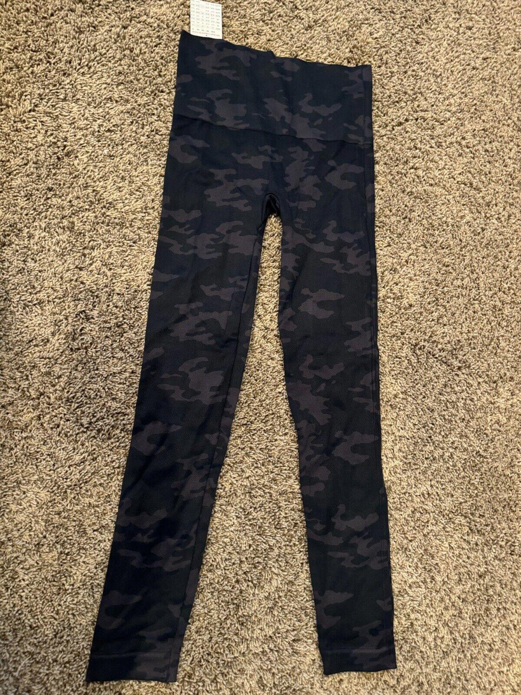 Spanx Look at me Now Leggings Womens M Blue Camouflage Compression Pants NEW!