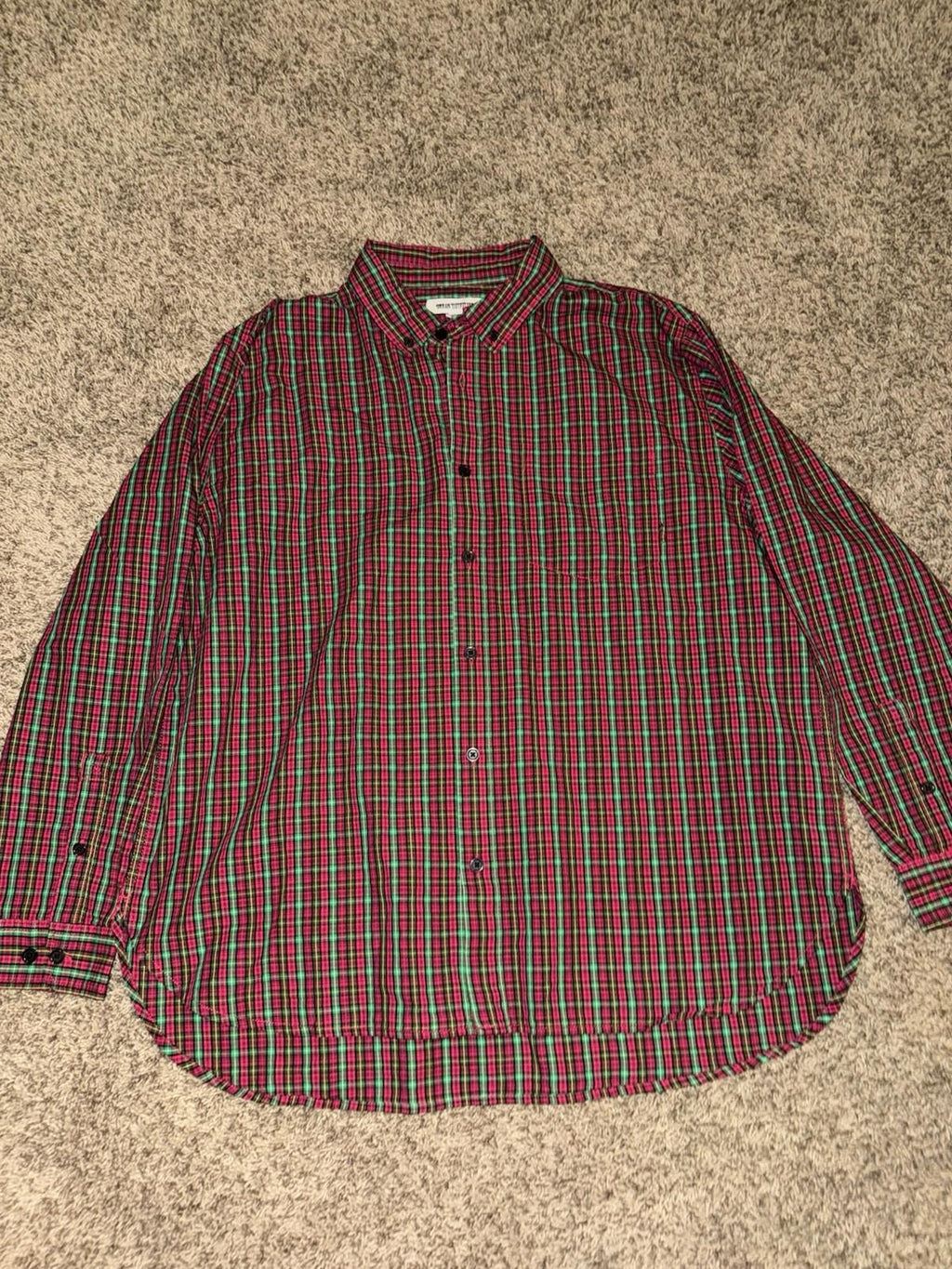 Men's Urban Outfitters Red & Green Plaid Long Sleeve Button Up Shirt Size Large