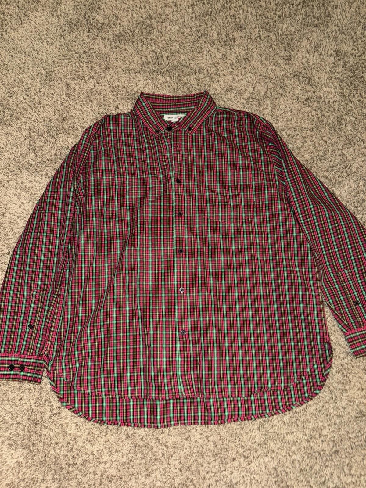 Men's Urban Outfitters Red & Green Plaid Long Sleeve Button Up Shirt Size Large