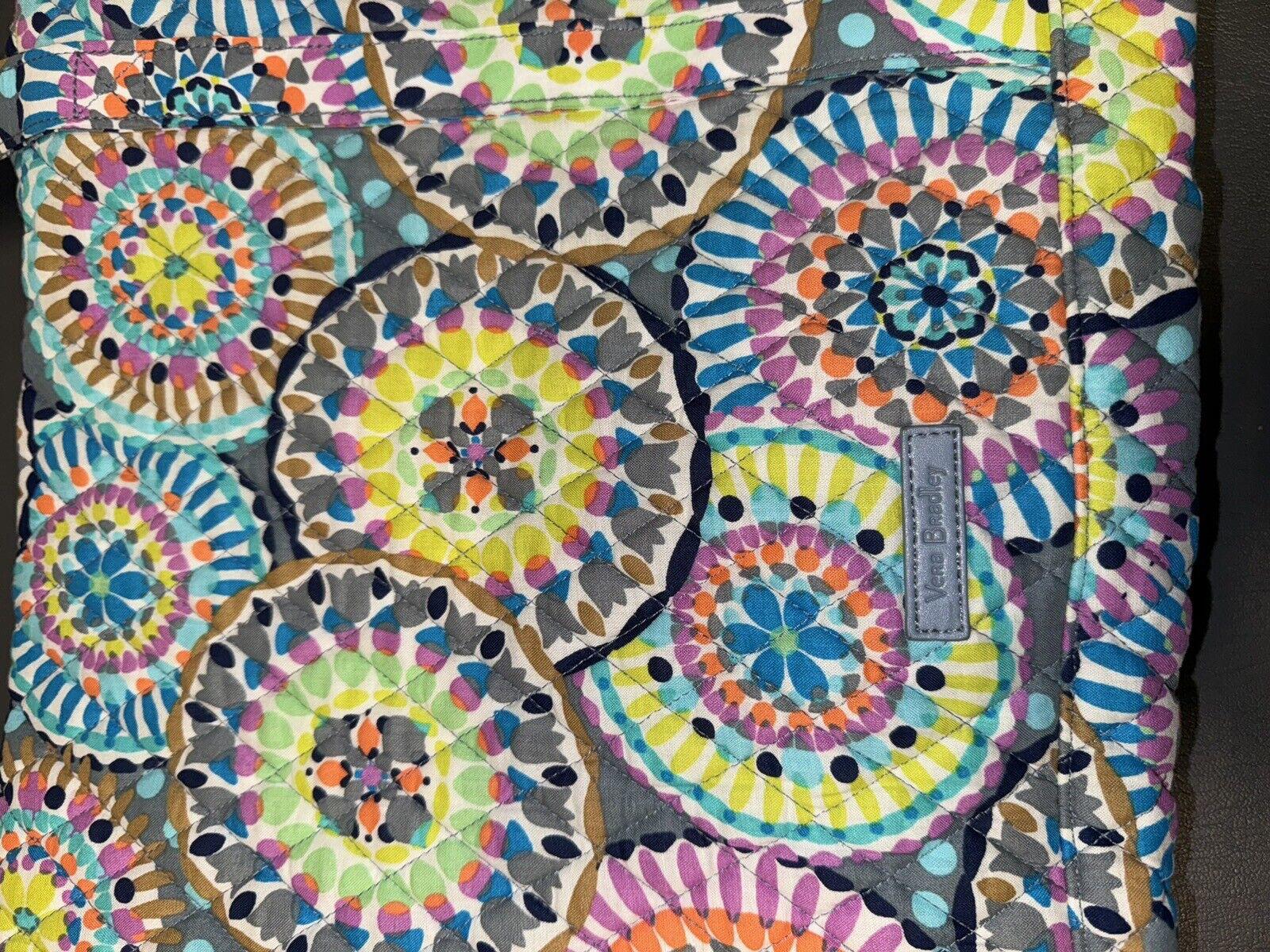 Vera Bradley Large Traveler Duffel Bag Sunny Medallion NWT