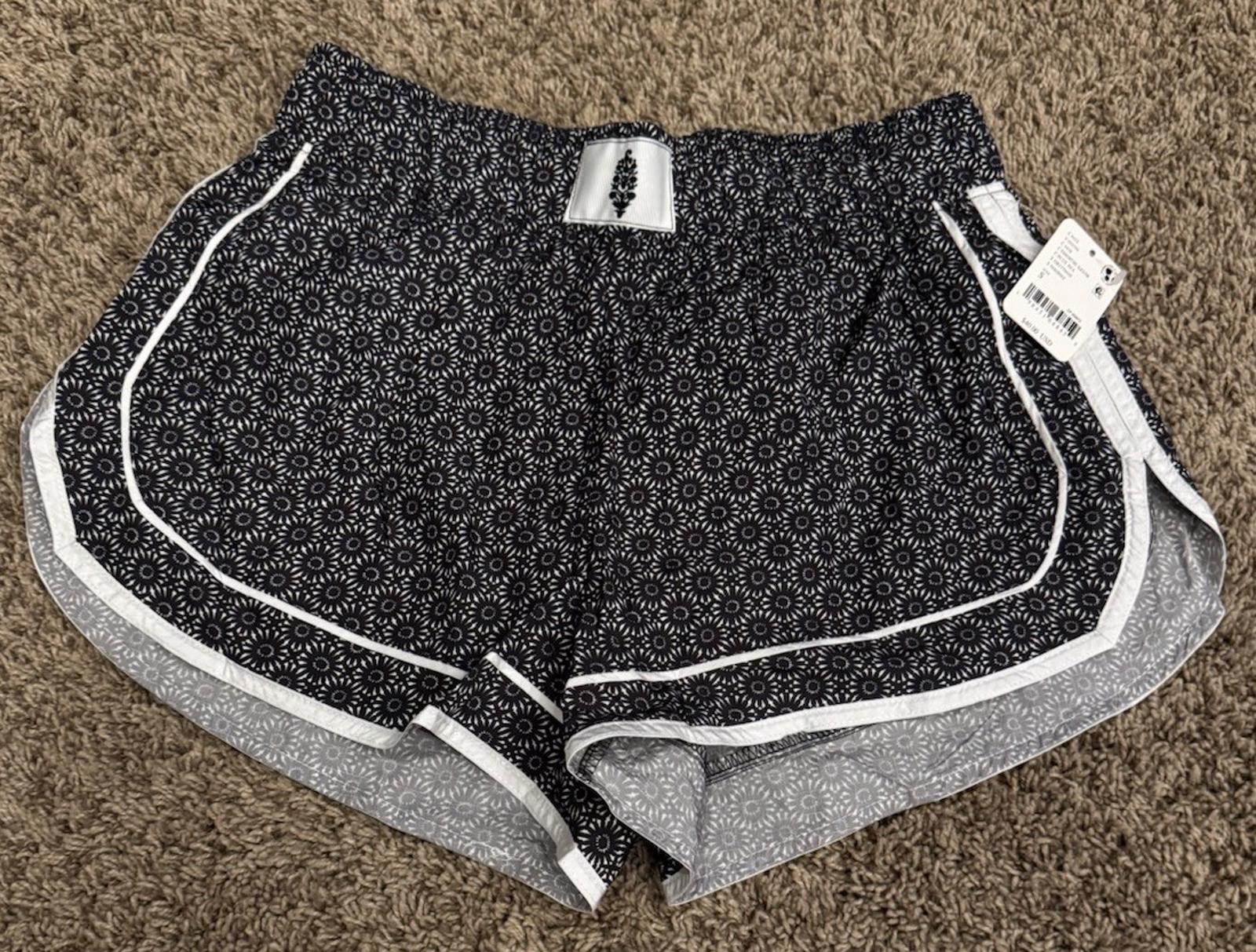 FP Movement Women's Varsity Blues Printed Shorts Starburst Geo NWT Small