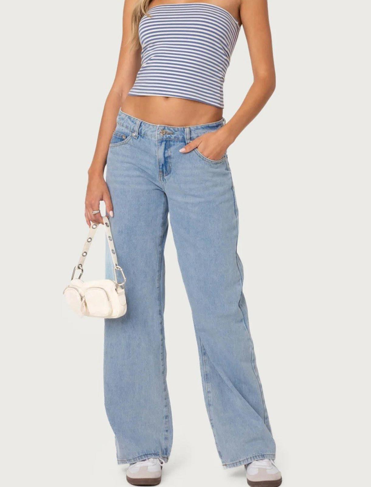 NEW NWT Edikted Petite Raelynn Washed Low Rise Jeans Sz S Petite Light blue