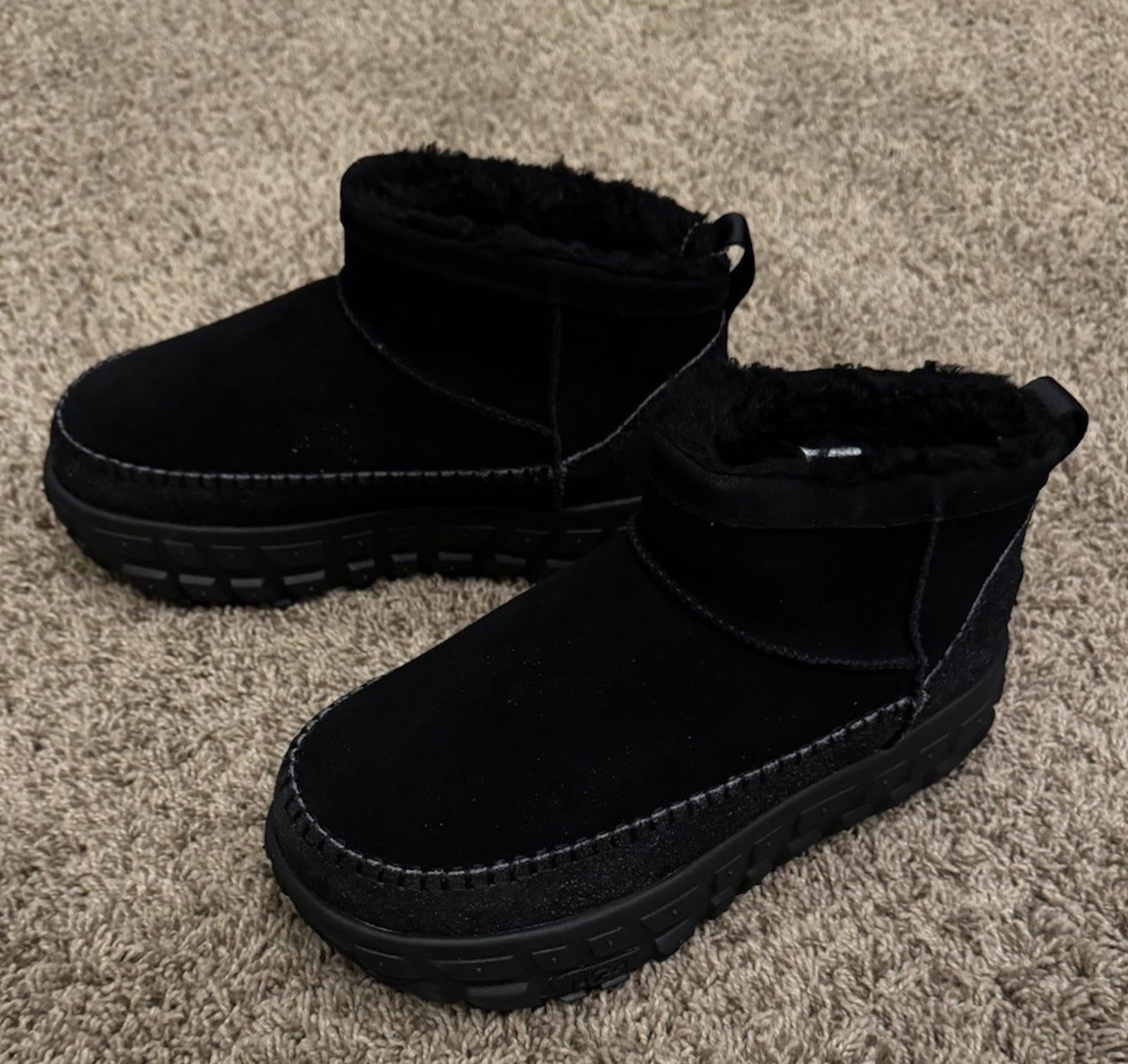 UGG Venture Daze Ultra Mini Black Men's Boots Black/Black 1158200 Mens Size 9