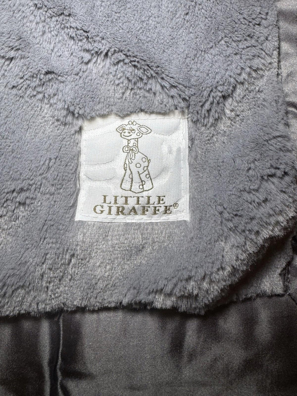 New LITTLE GIRAFFE Chenille Charcoal Baby Blanket Size 29"×35"