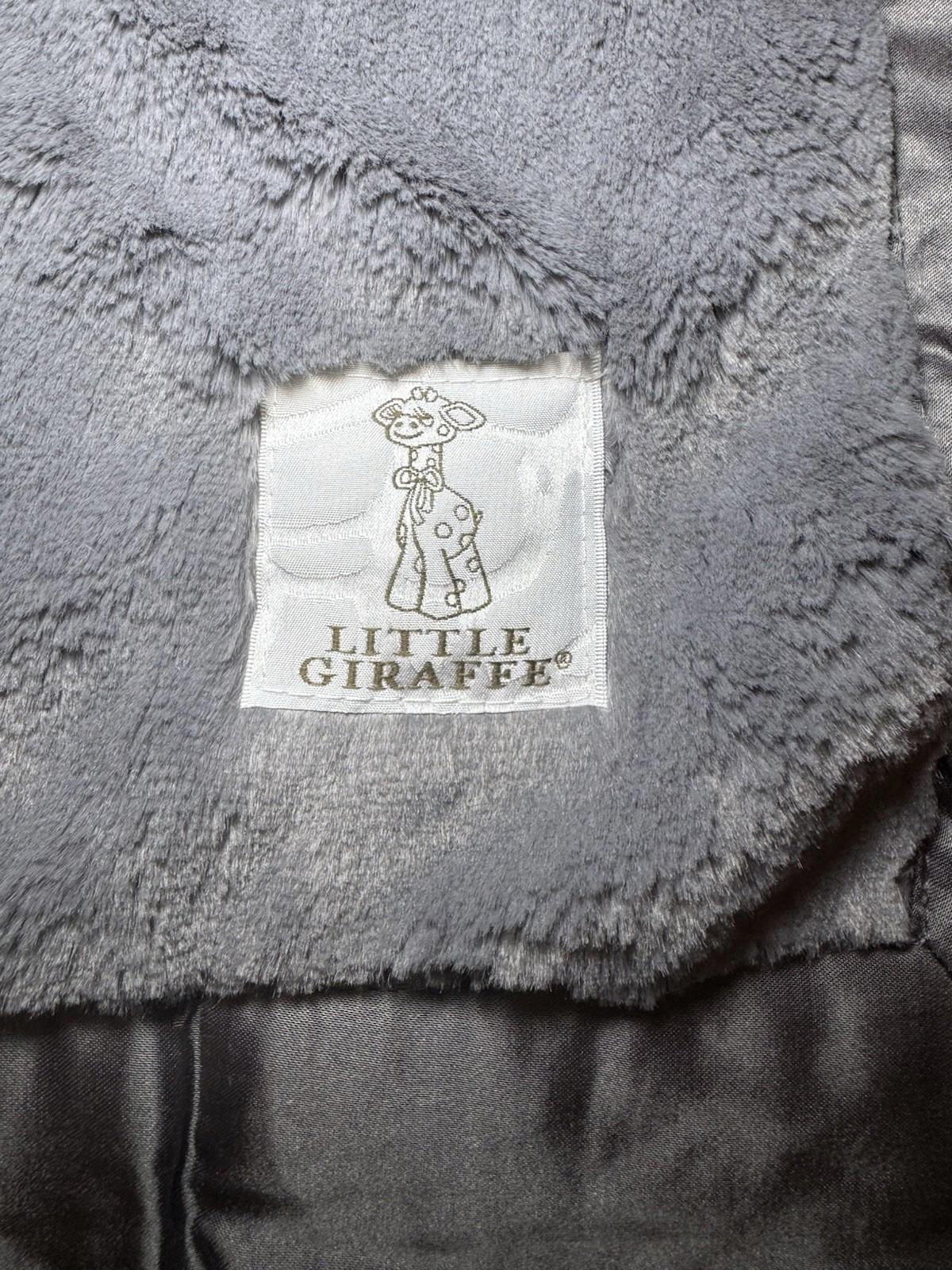 New LITTLE GIRAFFE Chenille Charcoal Baby Blanket Size 29"×35"