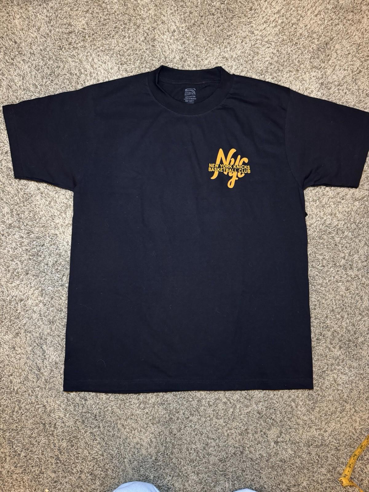Unisex Stadium Essentials  Black New York Knicks Oversized Forever NYC T-Shirt L