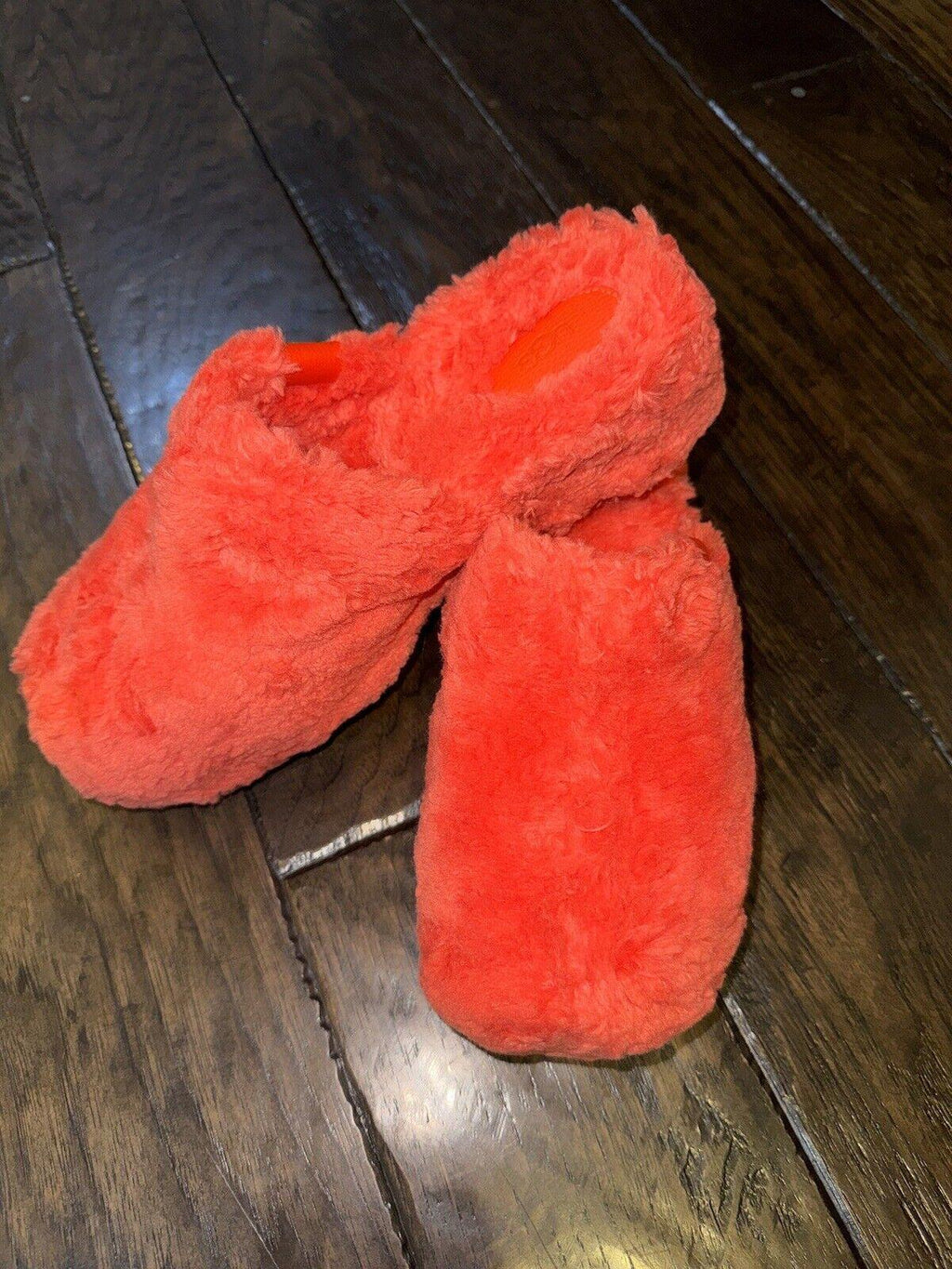 UGG FUZZ SUGAR CLOG RED SLIPON FAUX FUR SANDAL US 8