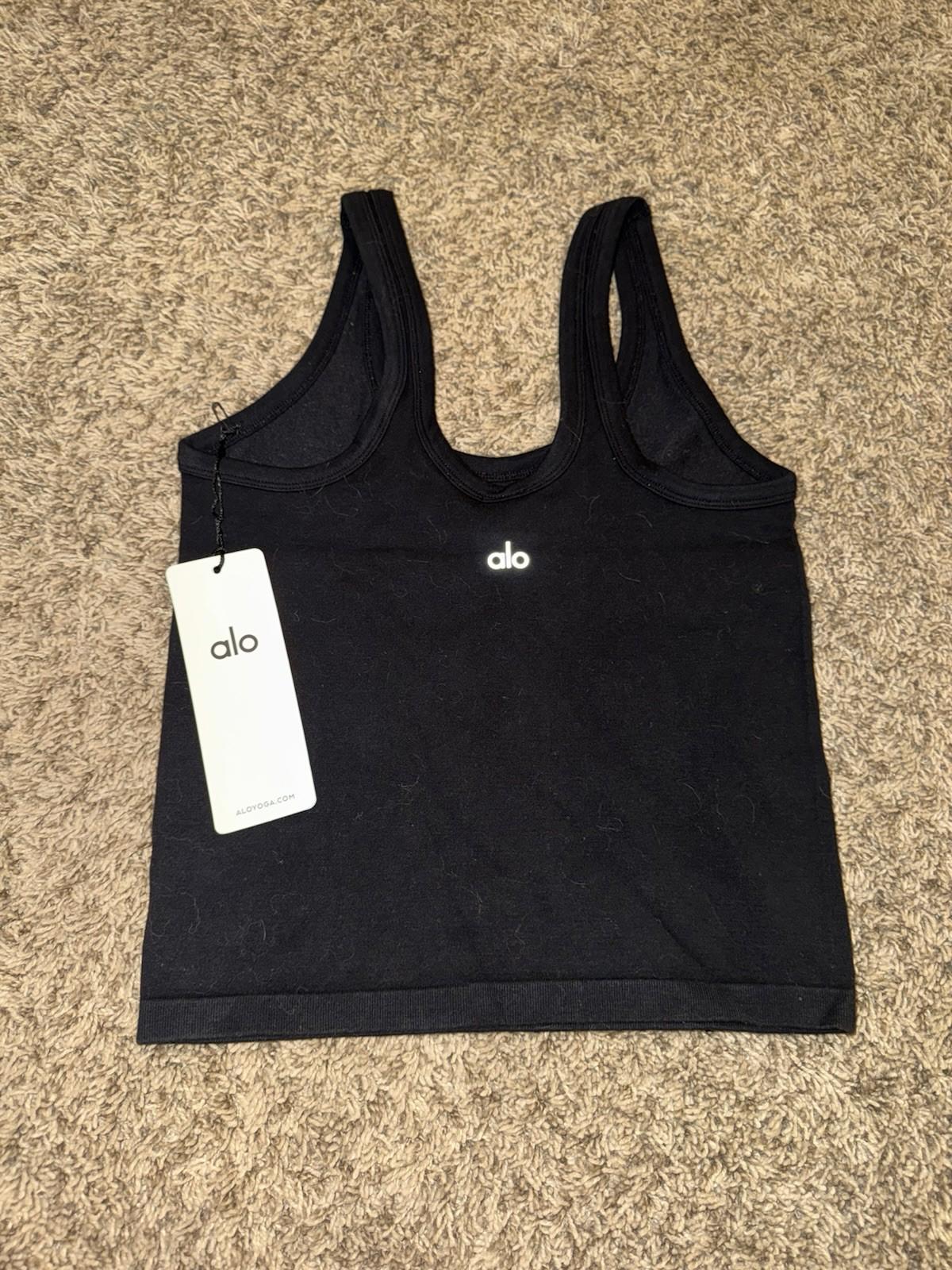 NEW Authentic Alo Yoga seamless chosen tank Black. Small. NWT