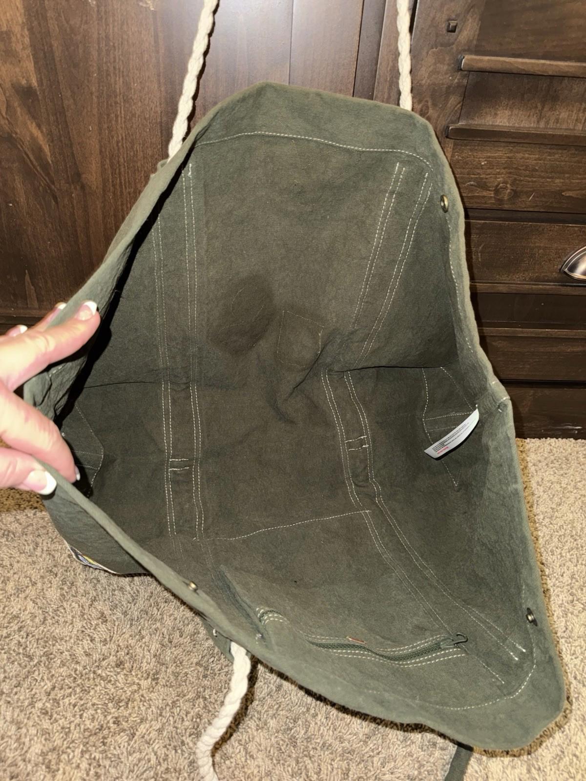 NEW FREE PEOPLE SEA SERPENT GREEN BEEN THERE BADGE PATCHES CANVAS TOTE BAG