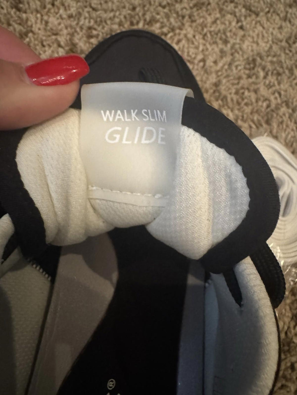 Vionic Women's Walk Slim Glide Sneaker Sz 9 US. NWOB