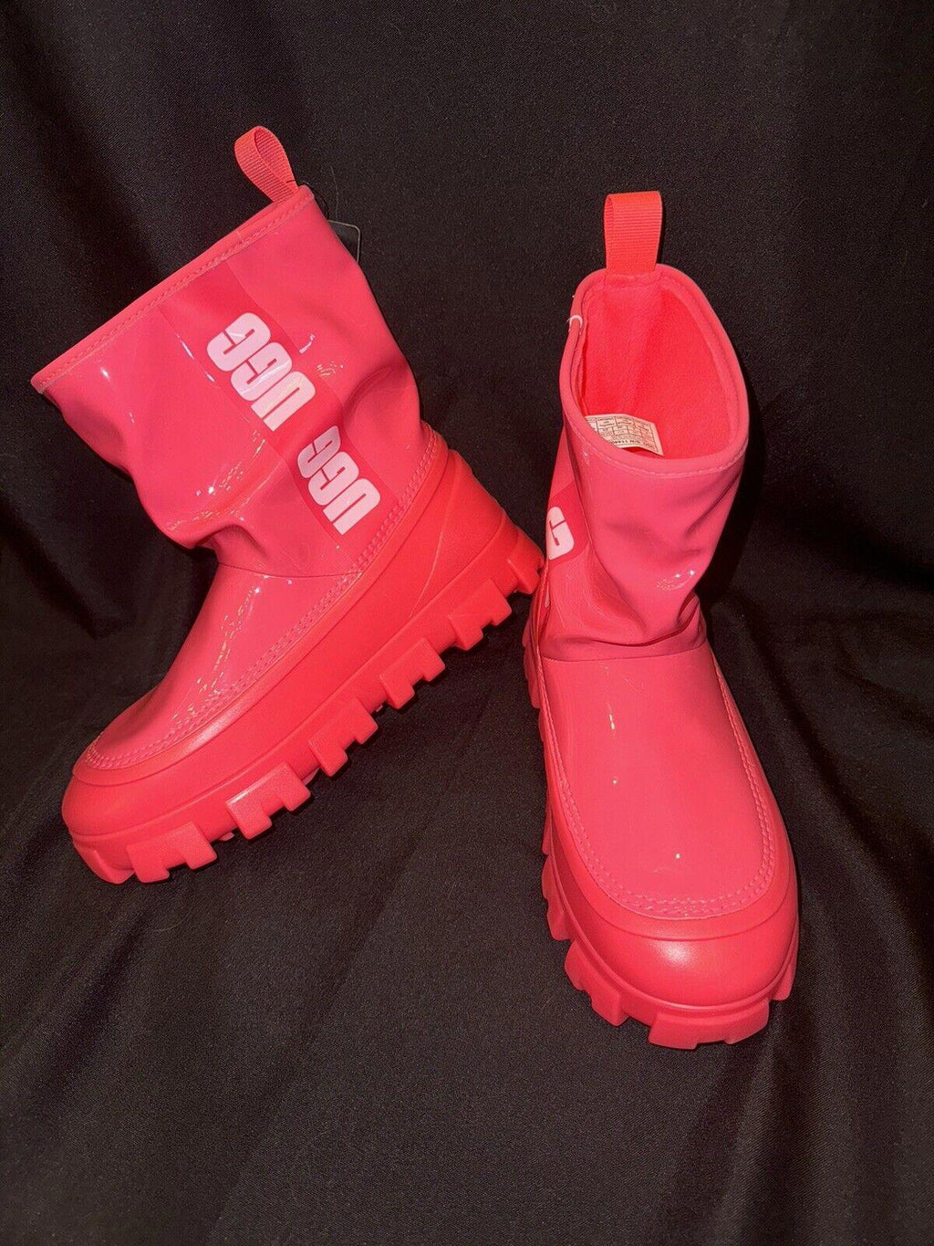 NEW! UGG CLASSIC BRELLAH MINI SUPER CORAL WOMEN'S SIZE US 7