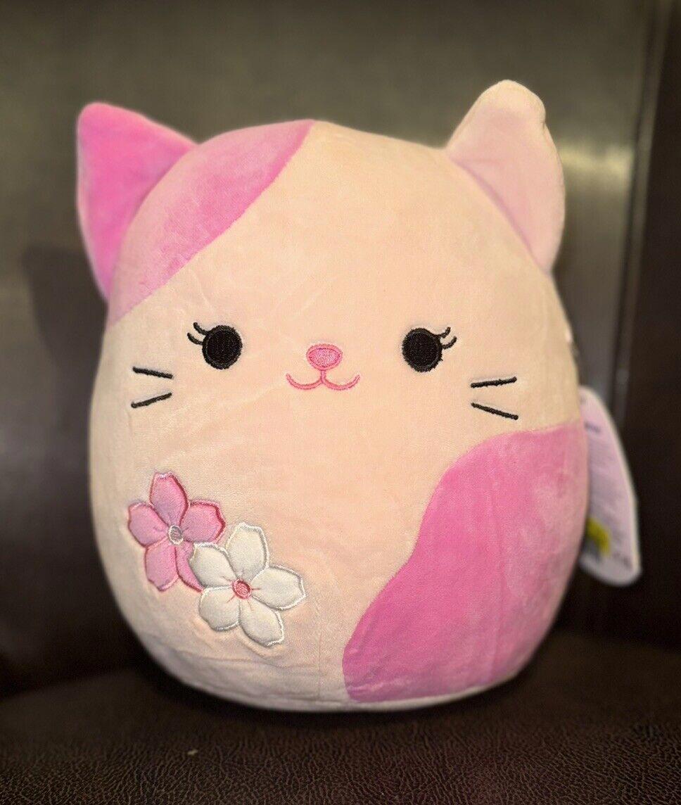 Squishmallow 8"  Roseanne Pink Sakura Cat Hot Topic NWT!