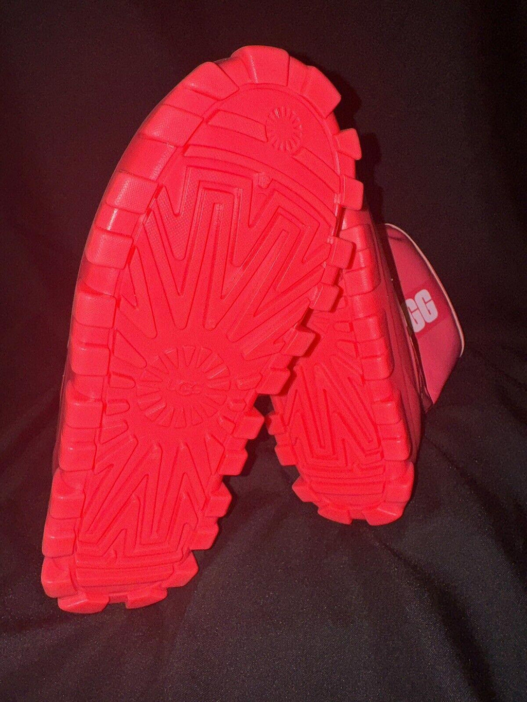 NEW! UGG CLASSIC BRELLAH MINI SUPER CORAL WOMEN'S SIZE US 7