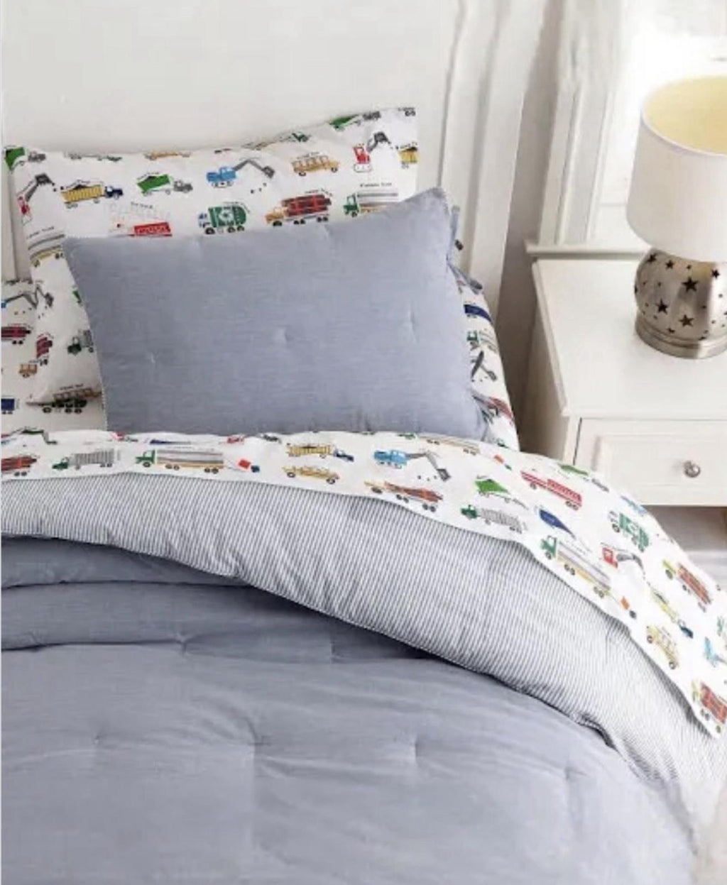 NEW Pottery Barn Kids Chambray Reversible Comforter ~ Twin ~ Blue NWT