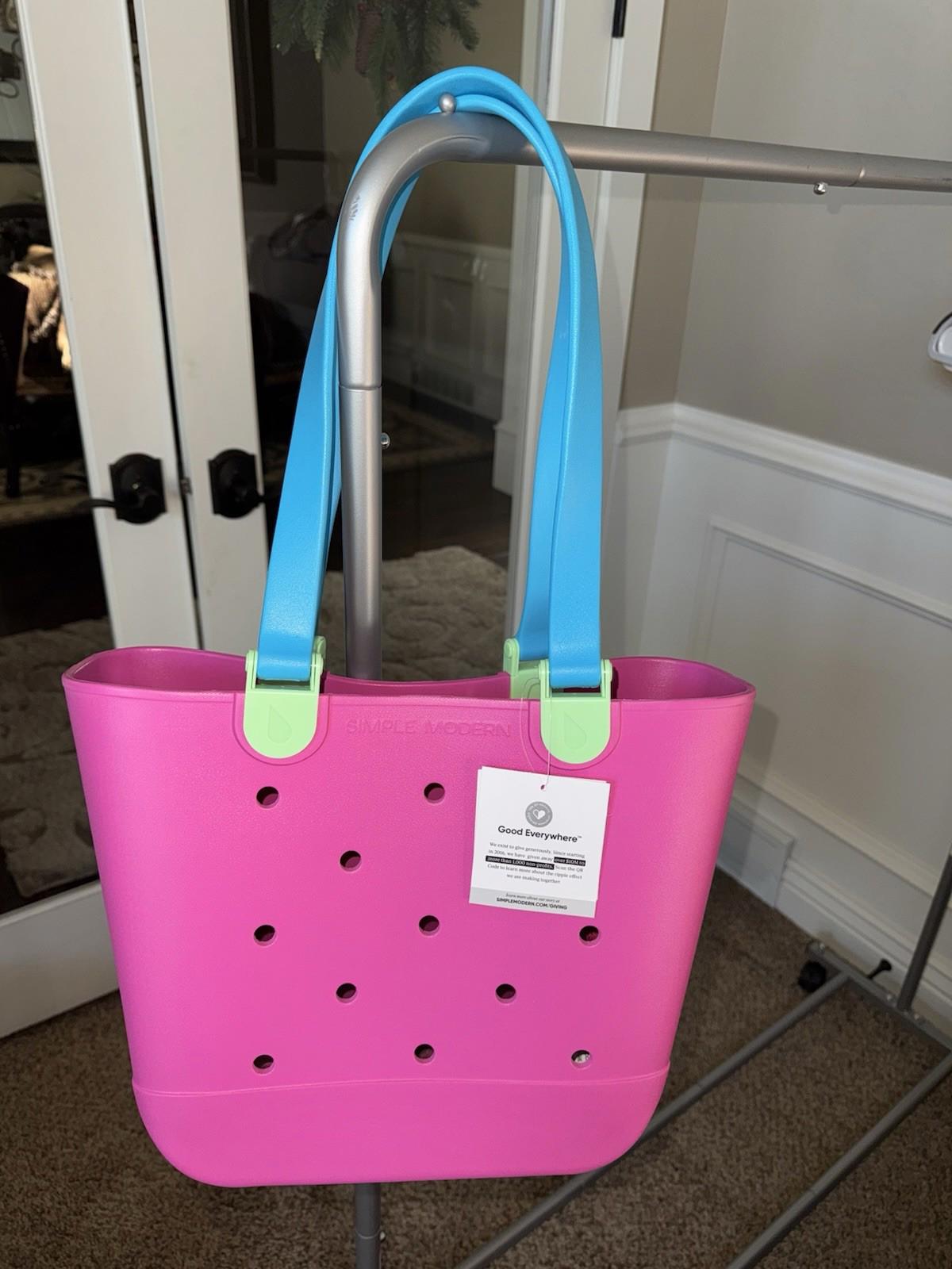 Medium Beach Bag | Waterproof Getaway Rubber Tote with Zipper Pocket for Travel