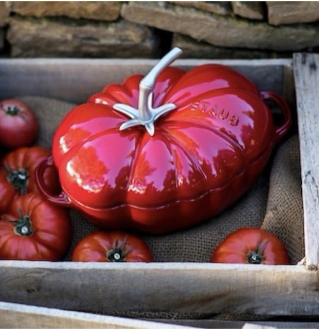 STAUB Cast Iron Tomato Cocotte Dutch Oven RED New With Box 2.9L RED