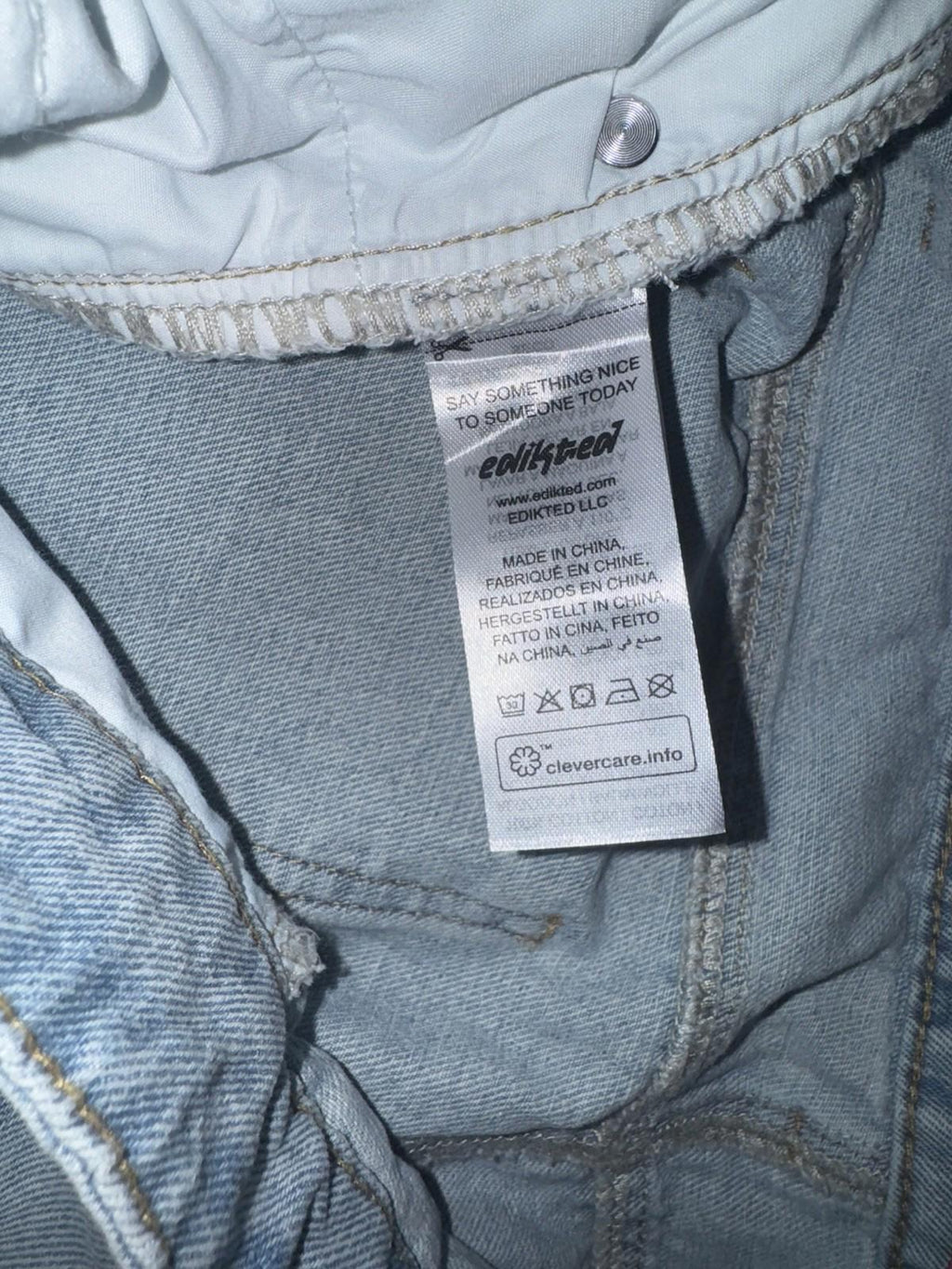 NEW NWT Edikted Petite Raelynn Washed Low Rise Jeans Sz S Petite Light blue