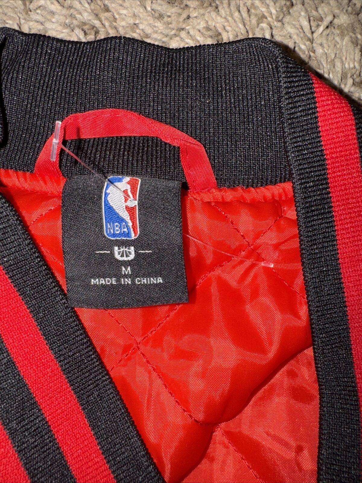 Vintage Chicago Bulls Jacket NBA Officially Licensed. NWT