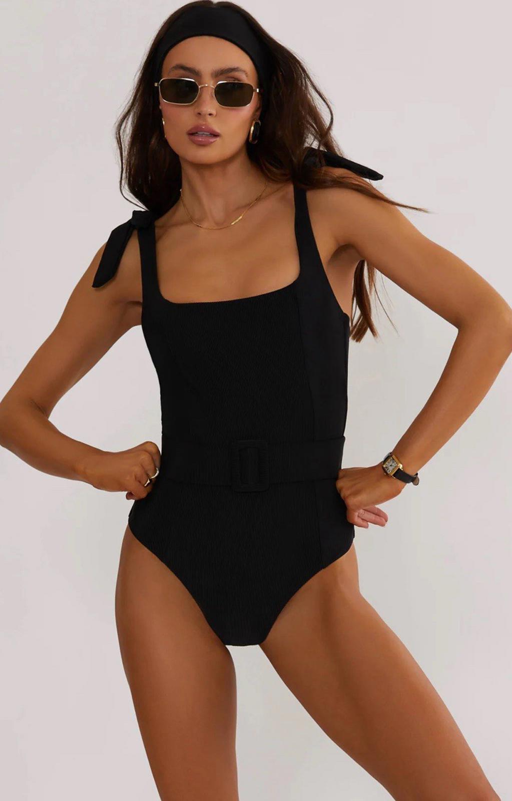 NWT Beach Riot Medium Black Ribbed Sydney Wide Straps One Piece Swimsuit USA NEW