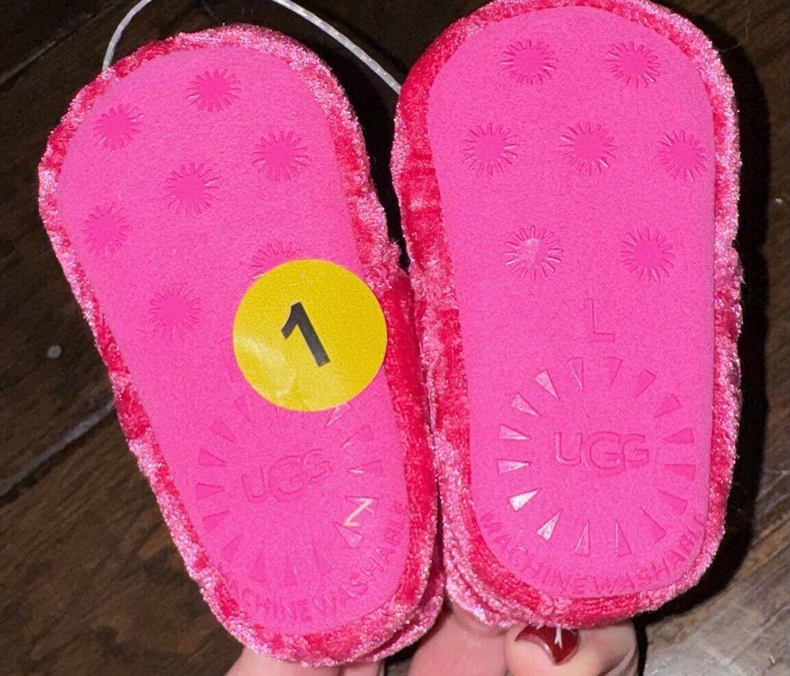 UGG BABY SIZE 0/1 OR 04/05 INFANT RASPBERRY SORBET BOOTIE