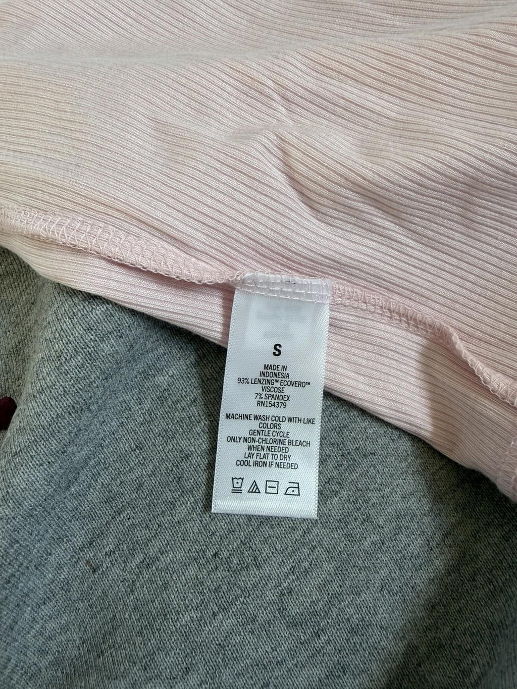 NEW Aeropostale Seriously Soft Baby Tee Pink Ribbed Top Size Small