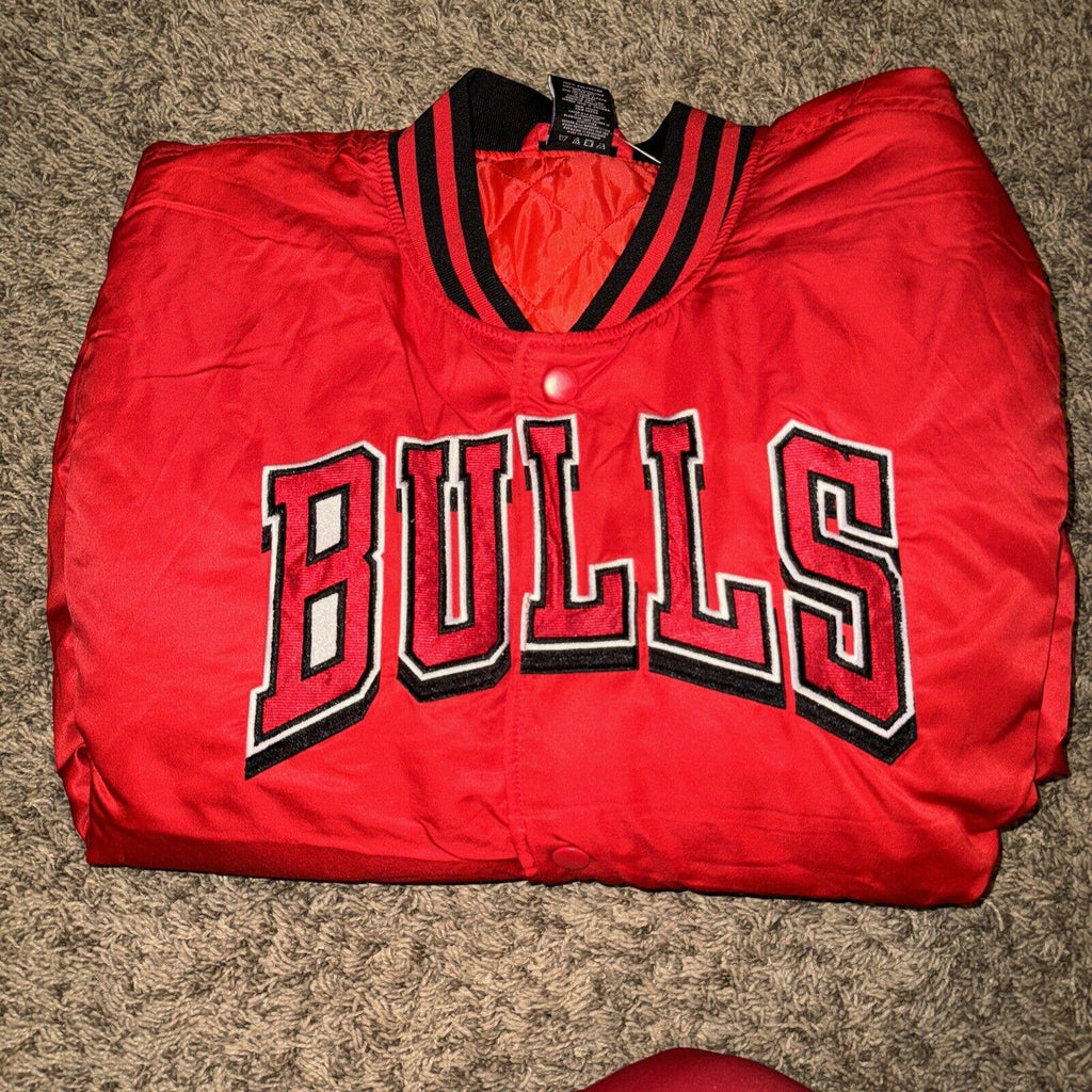 Vintage Chicago Bulls Jacket NBA Officially Licensed. NWT