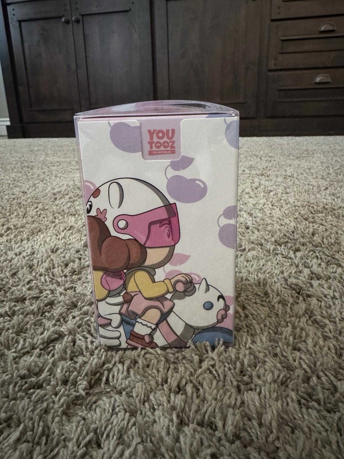 Youtooz Bee and Puppycat Riding Limited Vinyl Plastic Figure H11.2cm(4.4inch)