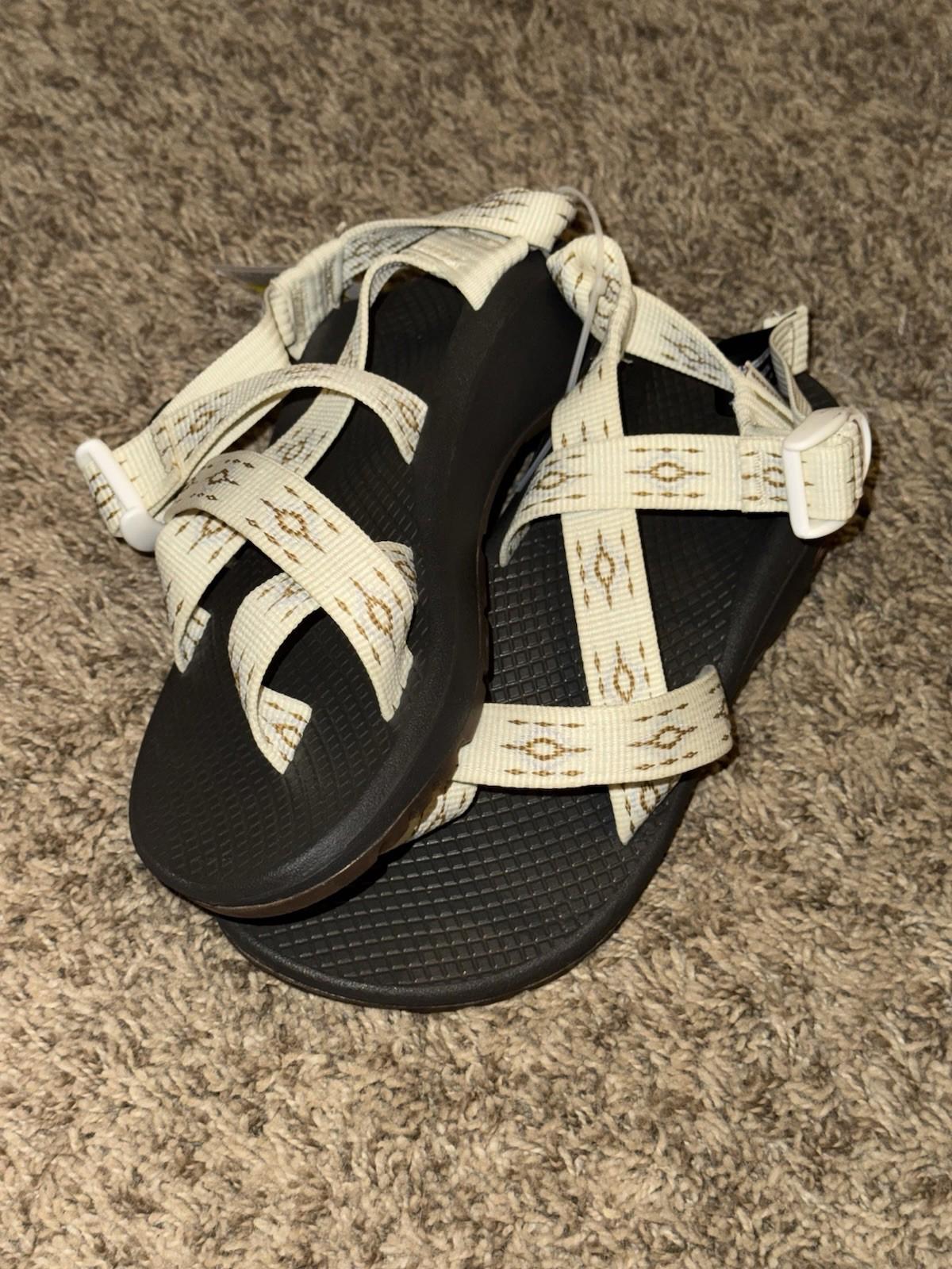 Chaco Women Z/Cloud 2 Sandals Polyester Sz 5. NEW