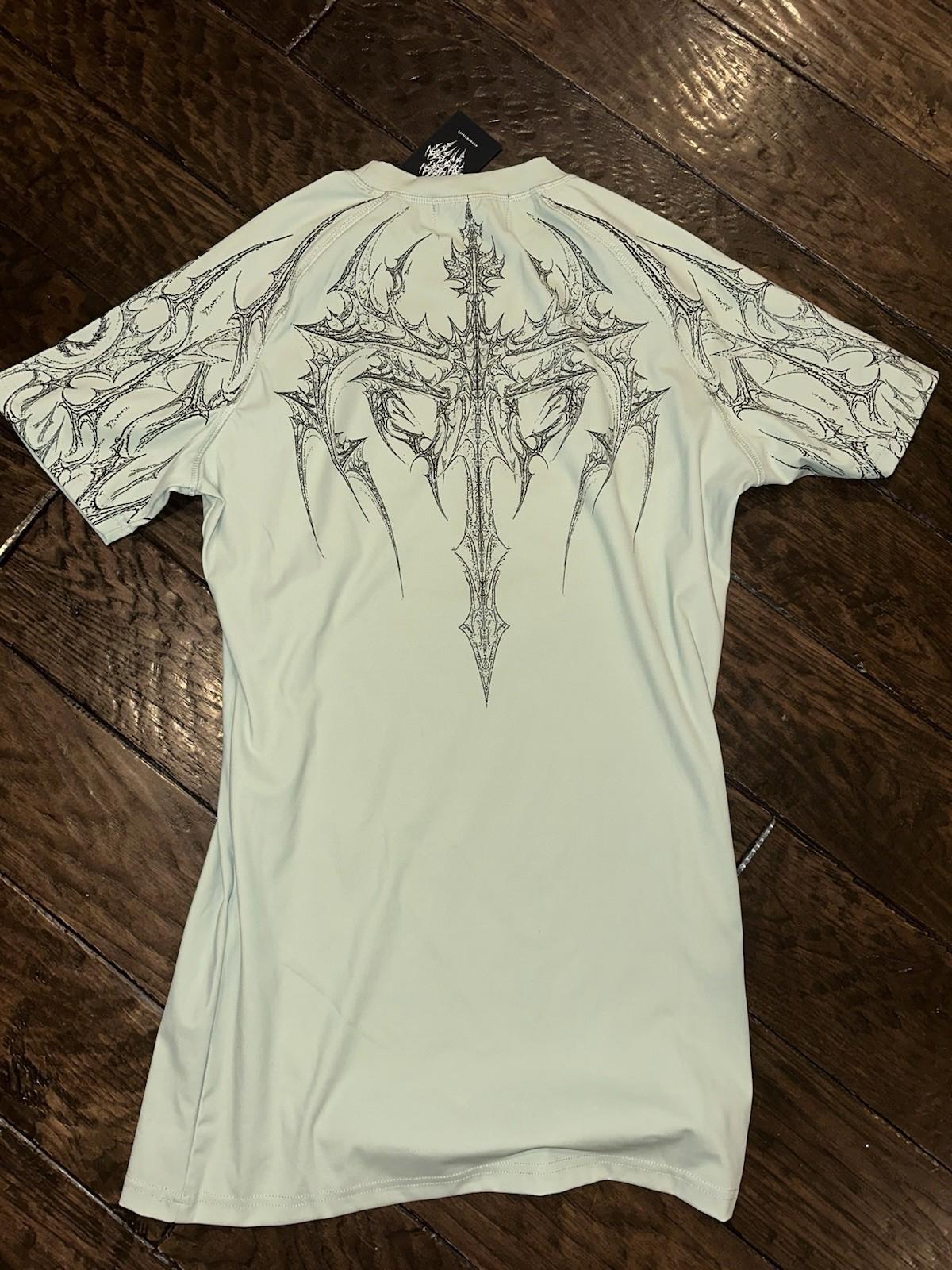NEW! Breathe Divinity Compression tee In light green. 2XL. NWT