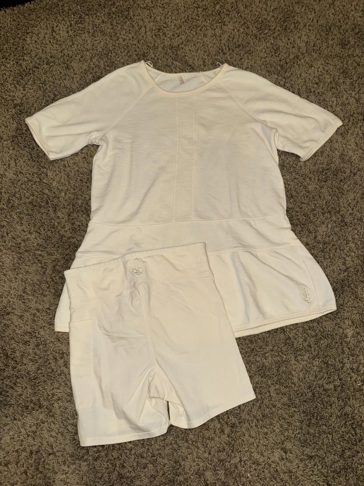 NWT Free People FP Movement I Elements Set in IVORY Size MED lounge Sold Out NEW