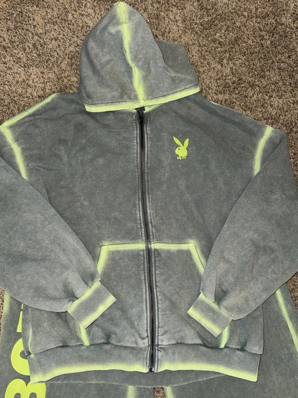 RARE Playboy X Missguided NEW Spray Effect XL Logo Sweatsuit Tracksuit NEW!