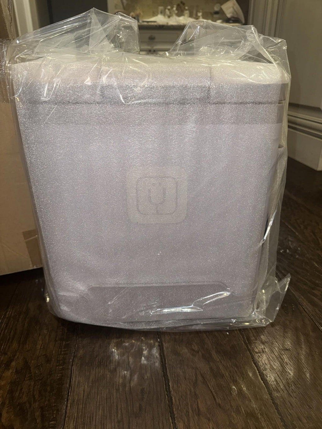 NEW! BRÜMATE  MagPack 18-Can Shoulder Sling Soft Cooler, Lilac  SOLD OUT!