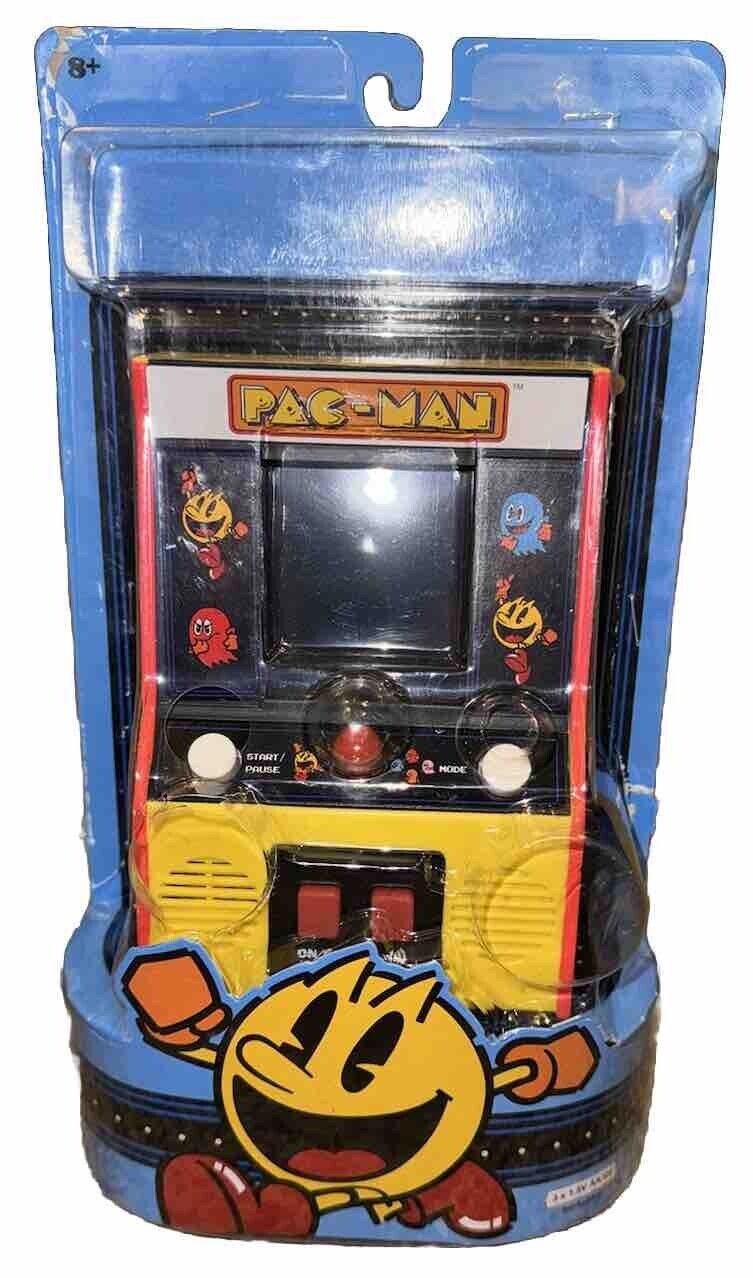 PAC-MAN Mini Arcade Game Classic Arcade Electronic Video Game Retro Basic NEW!