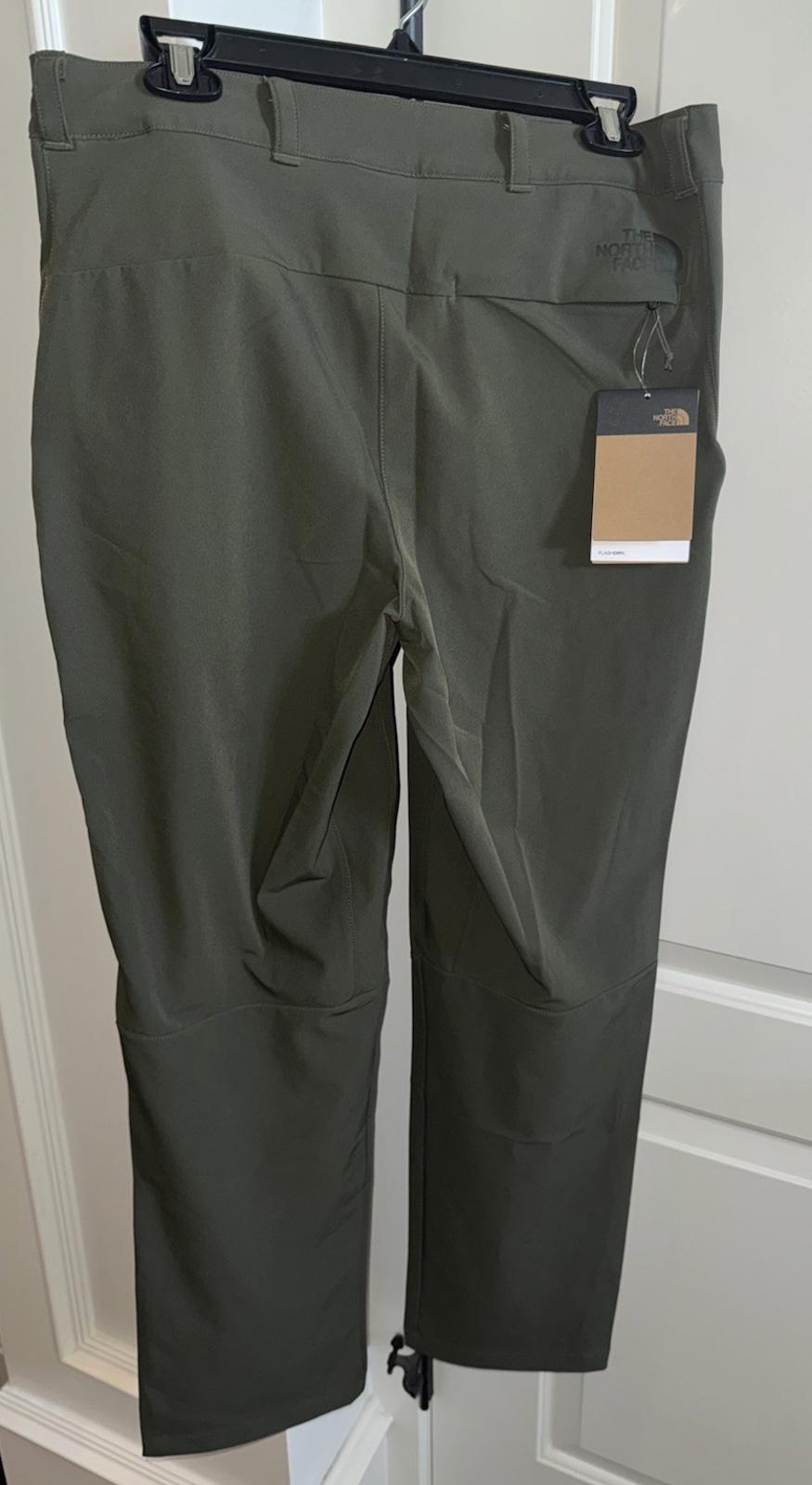 NEW! The North Face Men's Size 31x32 Reg Paramount  Active Pants Green