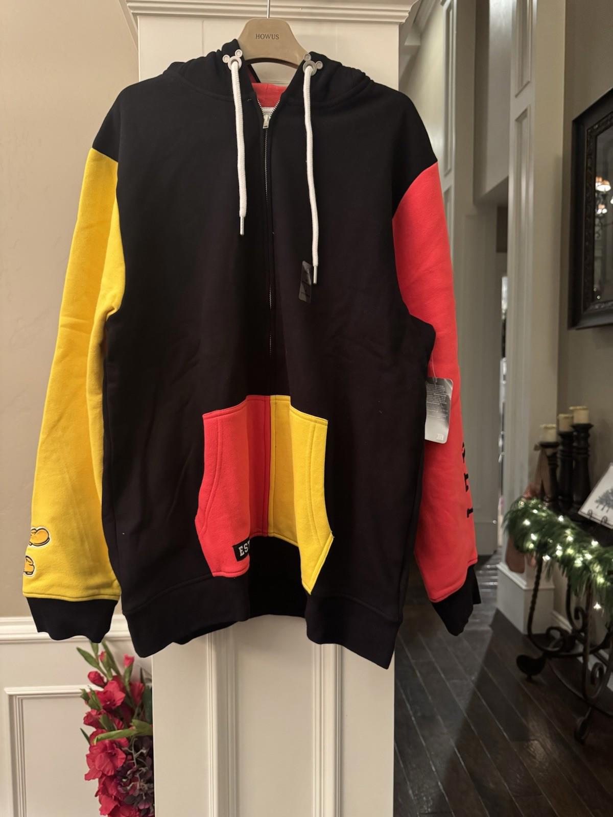 NEW! Disney Mickey Mouse ''Best of Mickey'' Zip Hoodie for Adults. Large NWT