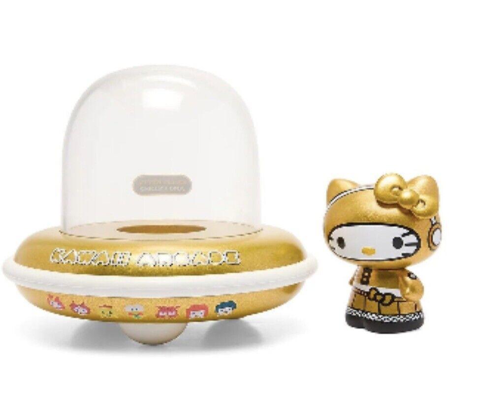 Hello Kitty UFO White Gold Exclusive San Diego Comic Con