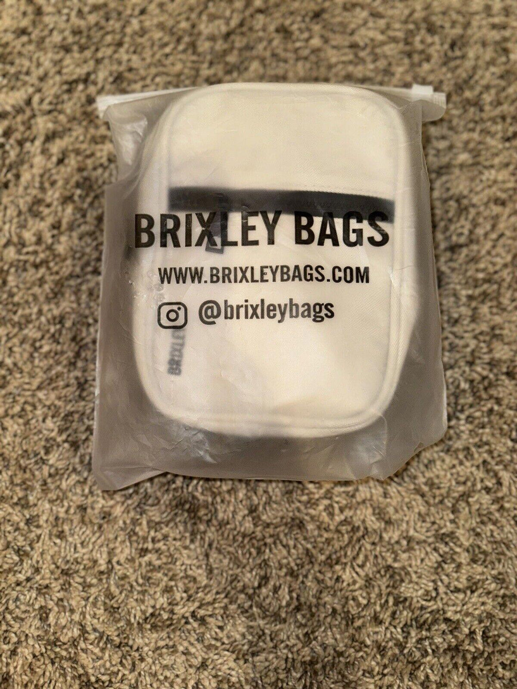 Brixley Crossbody Bag Sling Purse TravelNEW