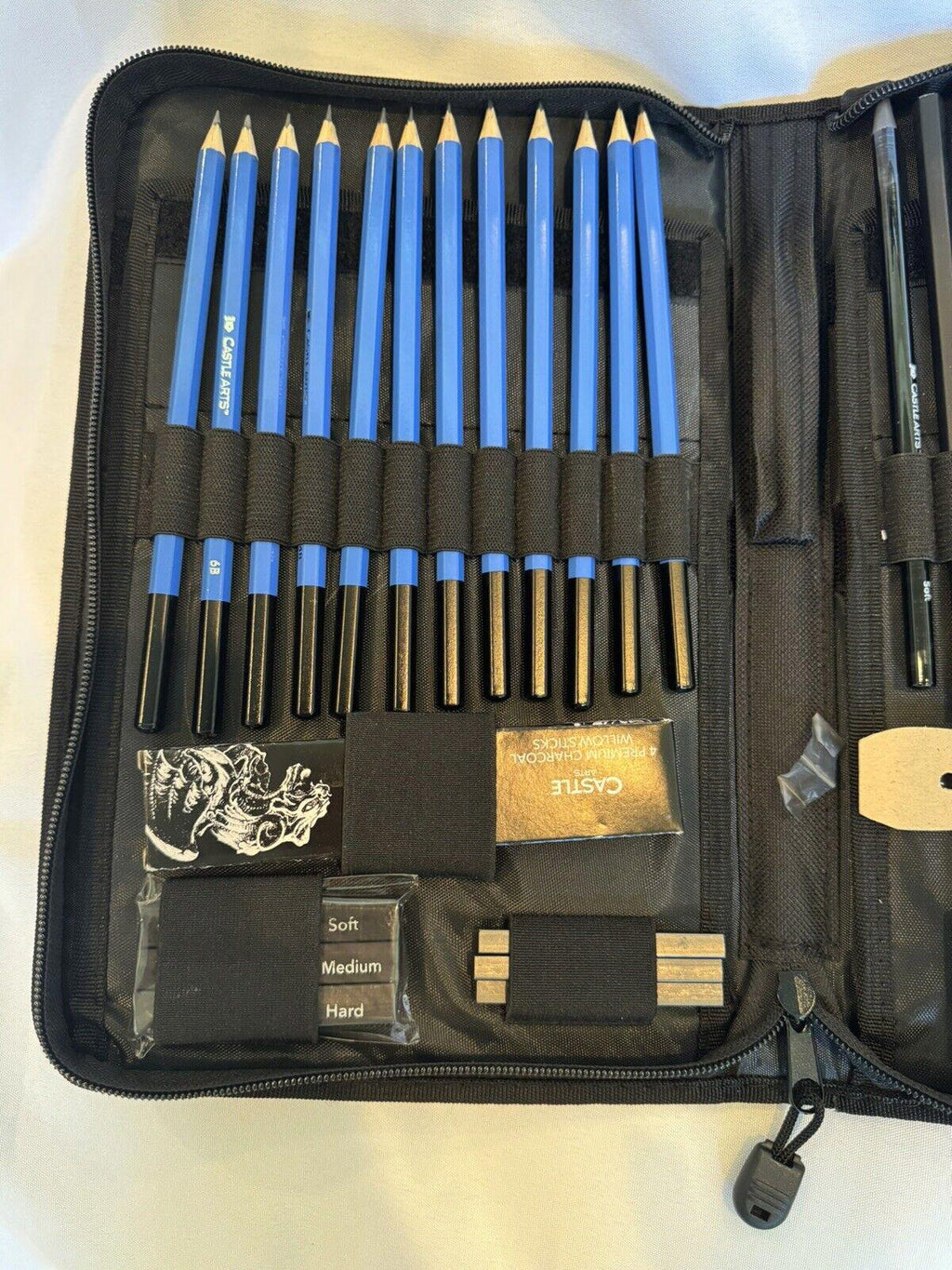 Castle Art Supplies Graphite Drawing Pencils and Sketch Set (40-Piece Kit) NIB!