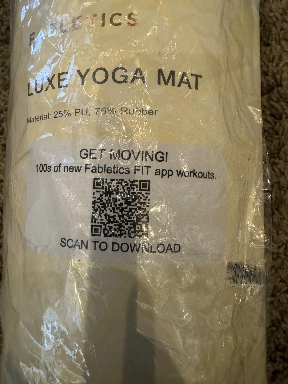 Fabletics The Luxe Yoga Mat Black. NEW!