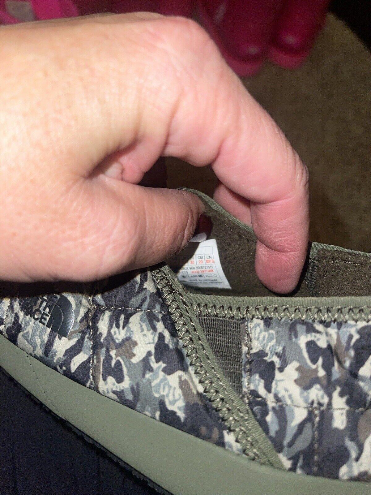North Face Thermoball Traction Mule 2 Kids Camo Slipper Sz 1