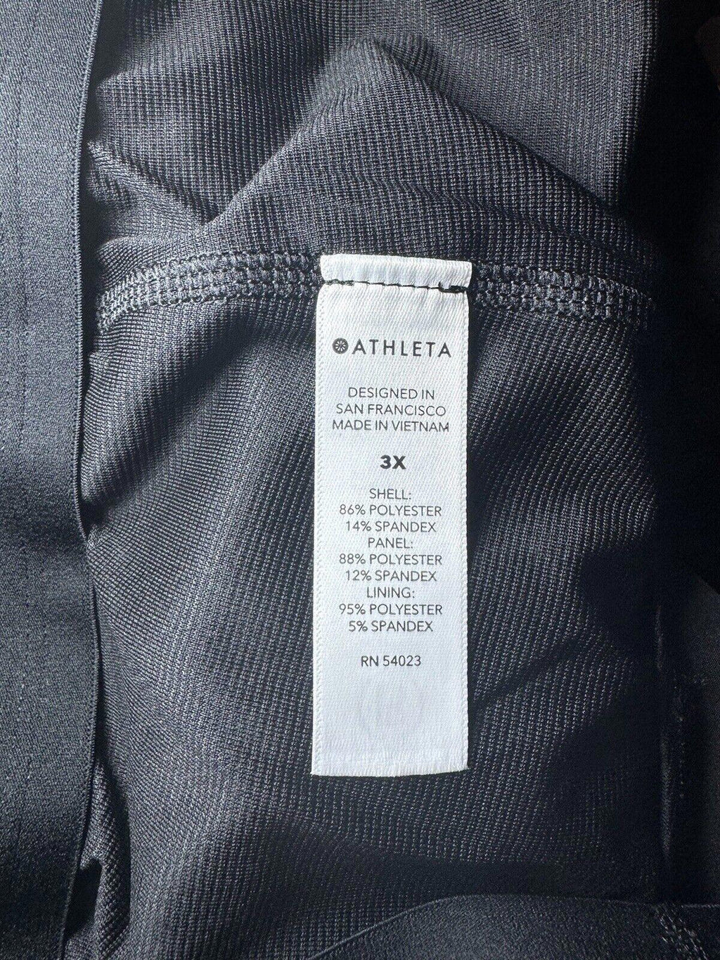 Athleta Interval Run Short-Black-Size 3X-NWT