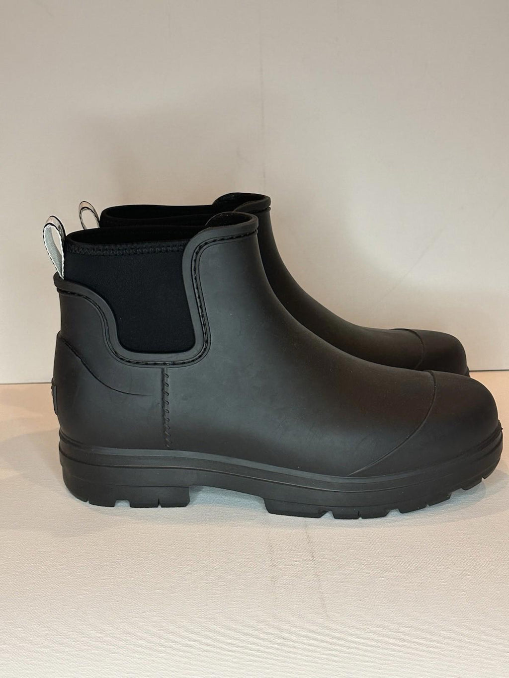 NEW! UGG CHELSEA STYLE DROPLET RAINBOOTS 1130831 Size 10 W- NWOT