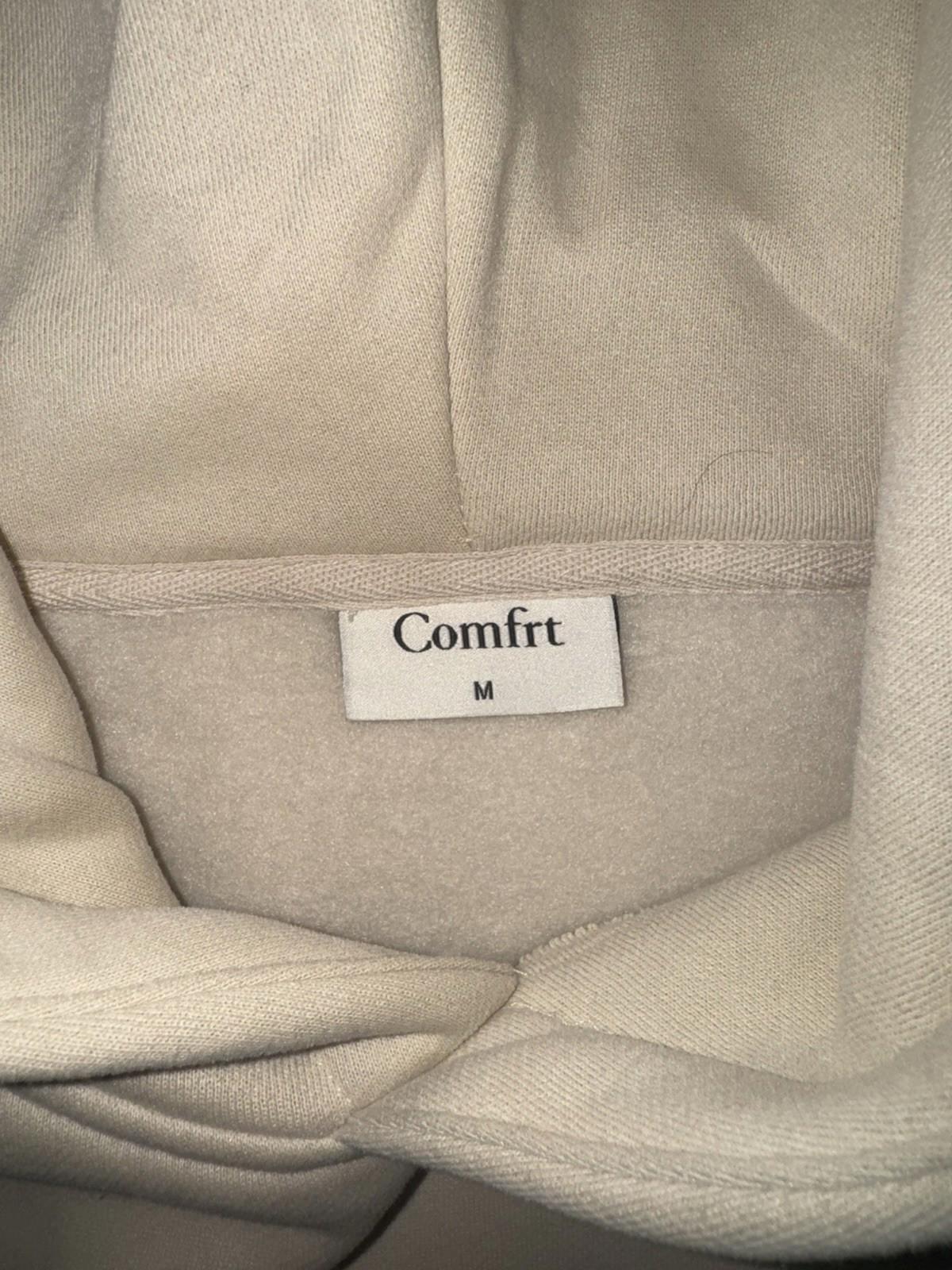 Comfrt Signature Fit Hoodie in Bone Color Size Med NWOT