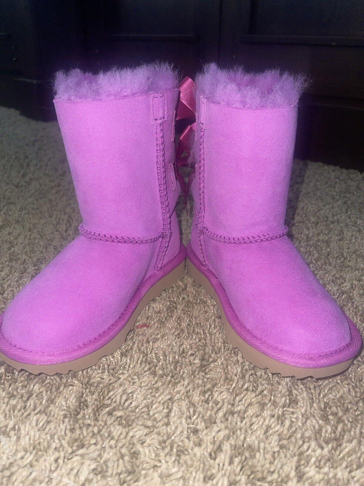 UGG Girl's Toddler Bailey Bow Suede Shearling Boots, sz 6